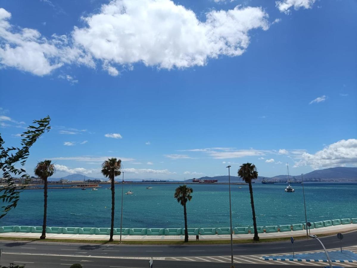 Vistas A 3 Paises Y 2 Continentes 1º Linea De Playa A 5 Minutos De Gibraltar Daire La Línea de la Concepción Dış mekan fotoğraf